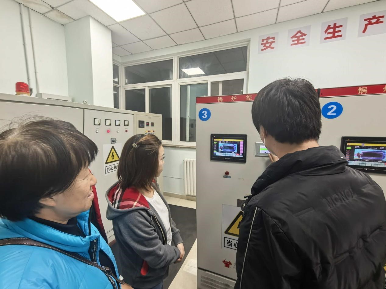 寒冬未至、温暖先行—文创园虎城供热开启点火试运行