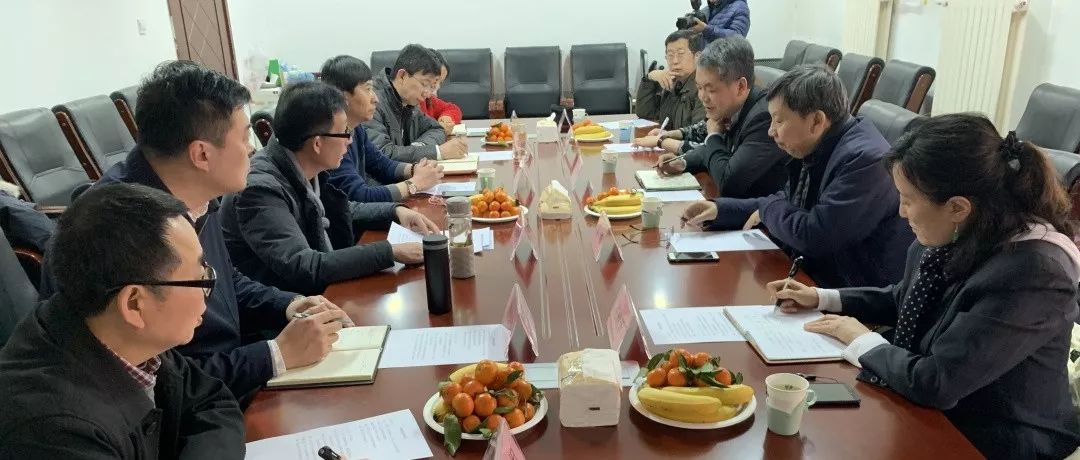 中国工艺美术学会驻会领导莅临北京工艺美术学会考察调研