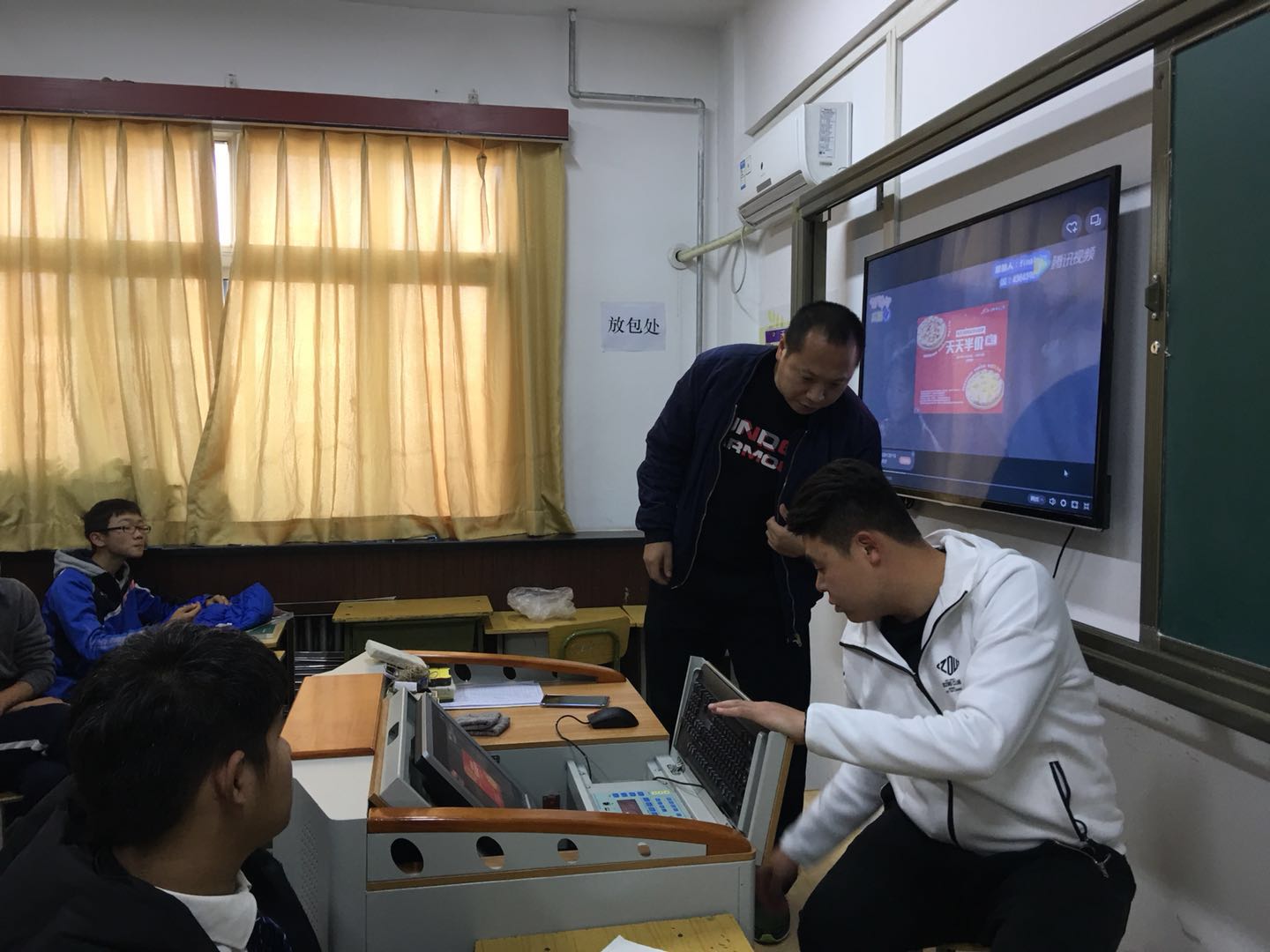 图03-2-2.jpg 图03-2-2.jpg