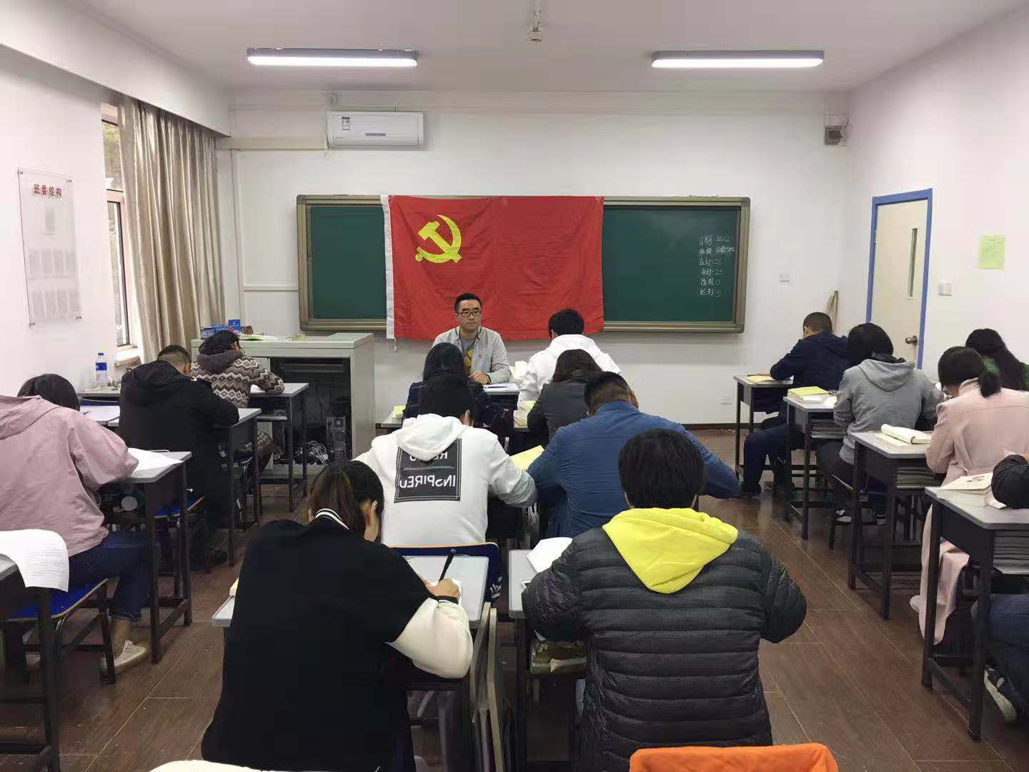 02-4-3.jpg 02-4-3.jpg