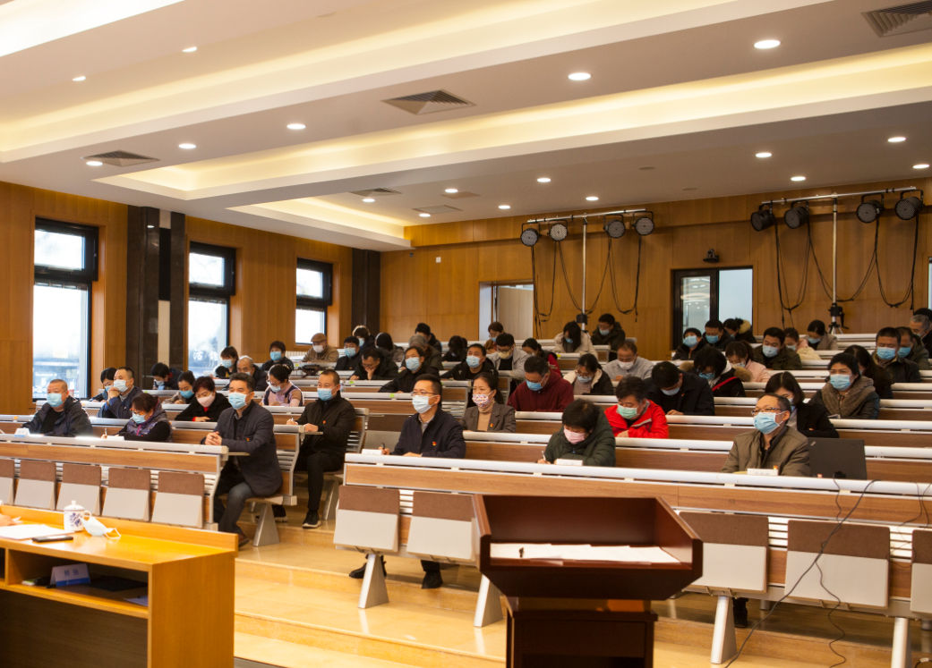 04宣讲报告会现场2.png 04宣讲报告会现场2.png